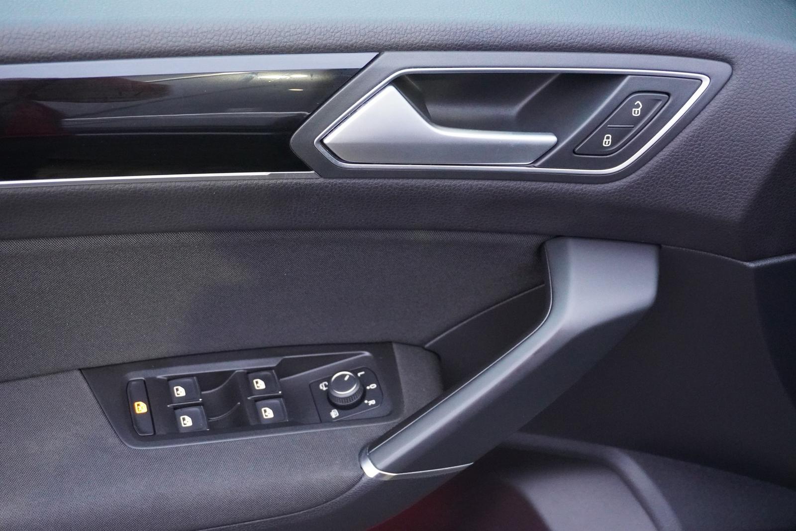 Volkswagen Touran 1.5 TSI DSG Highline LED Navi DAB ACC PDC, миниатюра 28