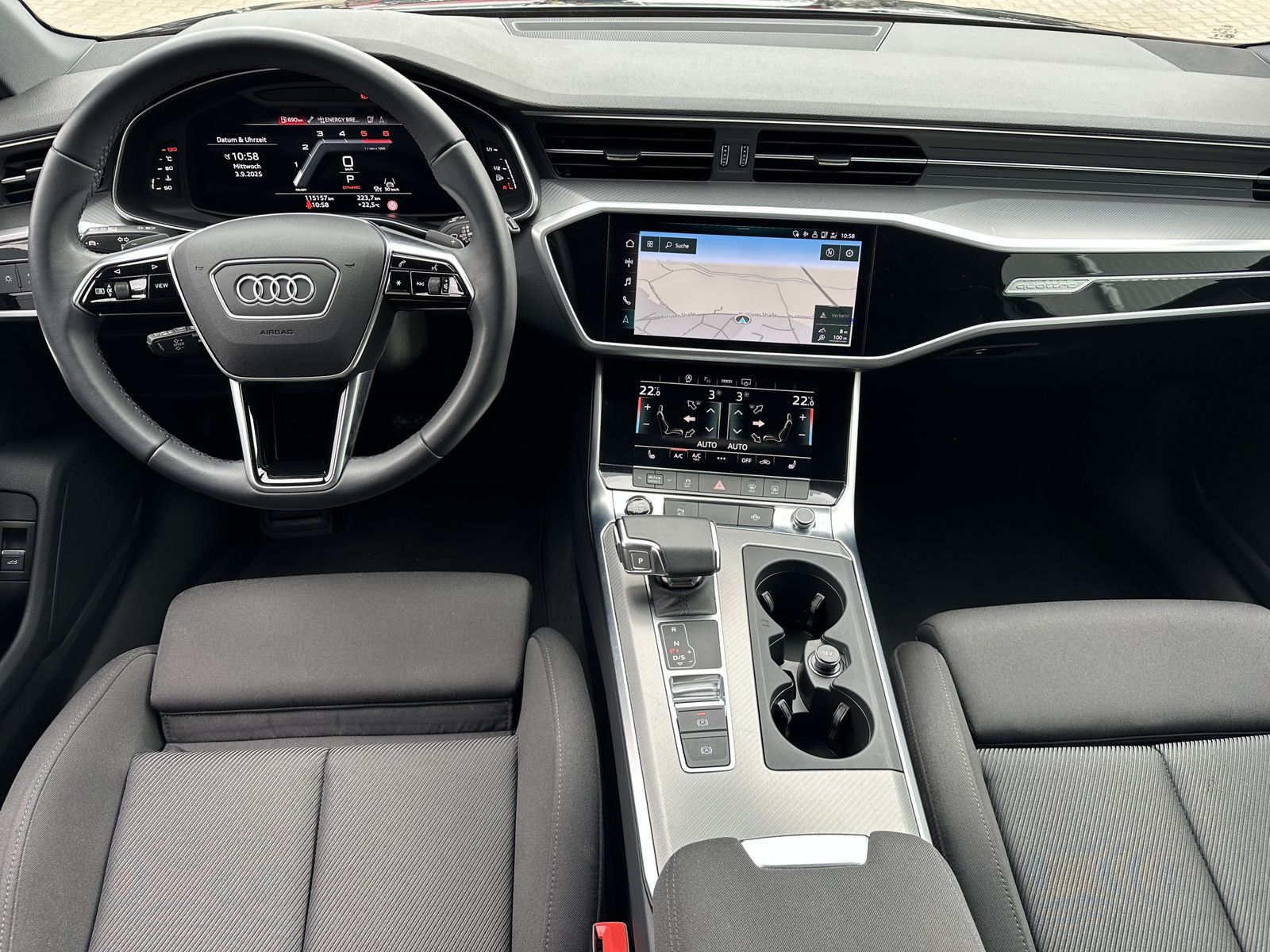 Fahrzeugabbildung Audi A6 Avant 40 TDI Qu Sport NAV+LED+KAM+VCOCKPIT+PP