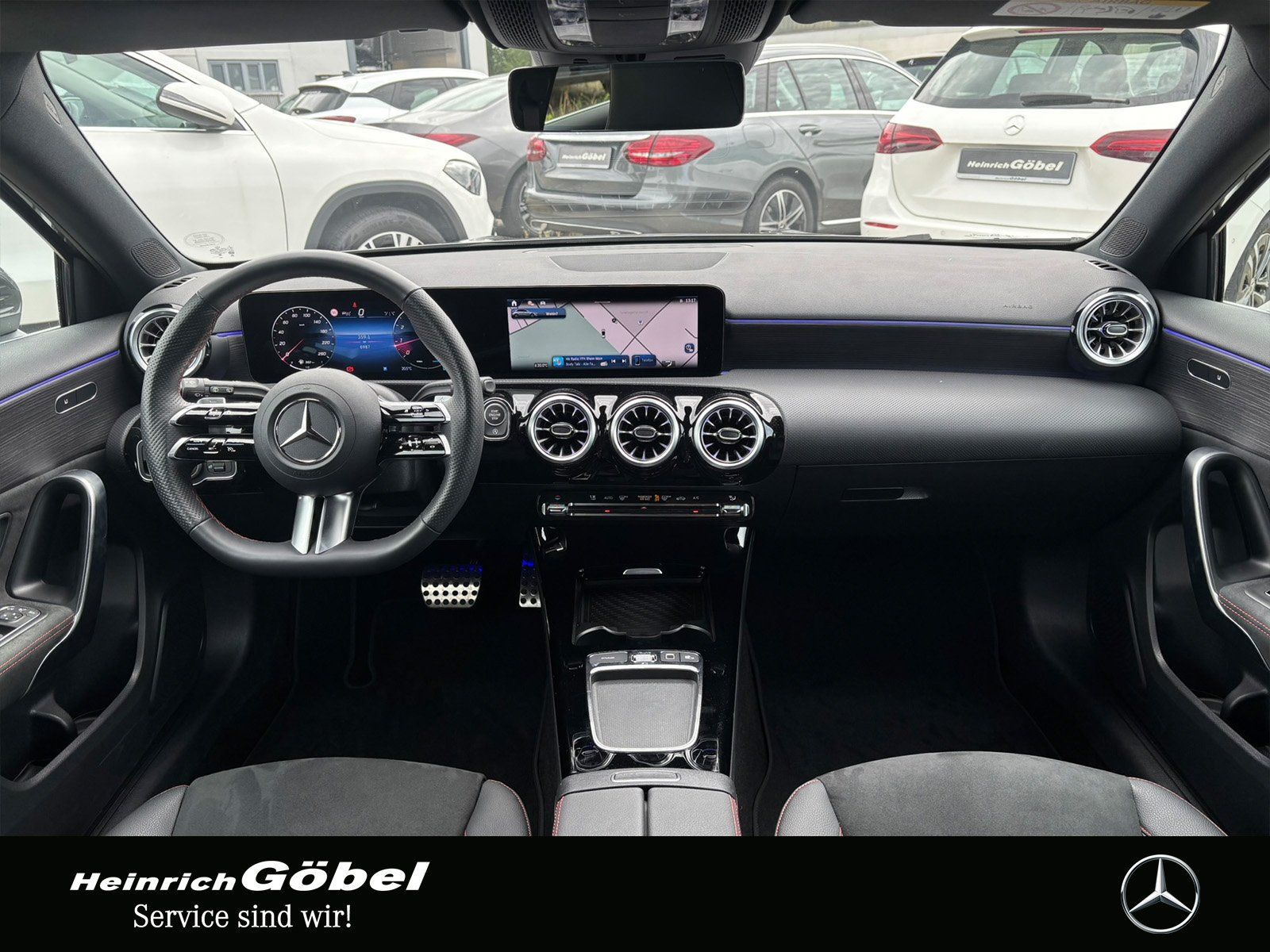 Fahrzeugabbildung Mercedes-Benz A 200 AMG*TOTWINKEL*KAMERA*DISTRONIC*AMBIENTEBEL