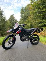 Aprilia RX 125 mit GPR-Auspuff - APRILIA ENDURO 125