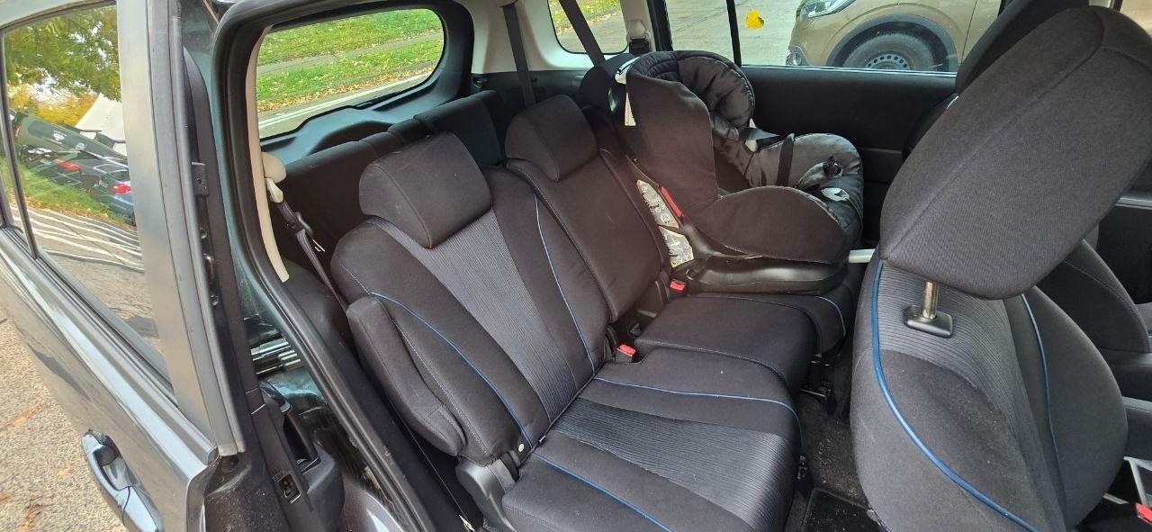 Mazda 2 2012 — photo 8