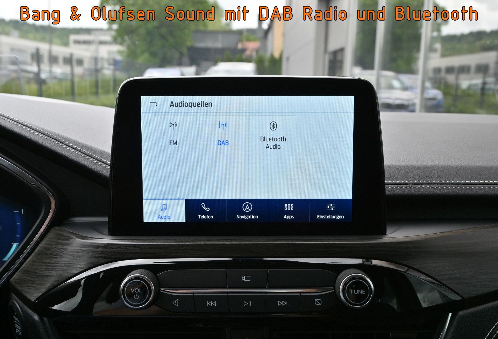 Fahrzeugabbildung Ford Kuga 2.0 D Aut. 4WD VIGNALE °ACC°HEAD-UP°STANDHZ