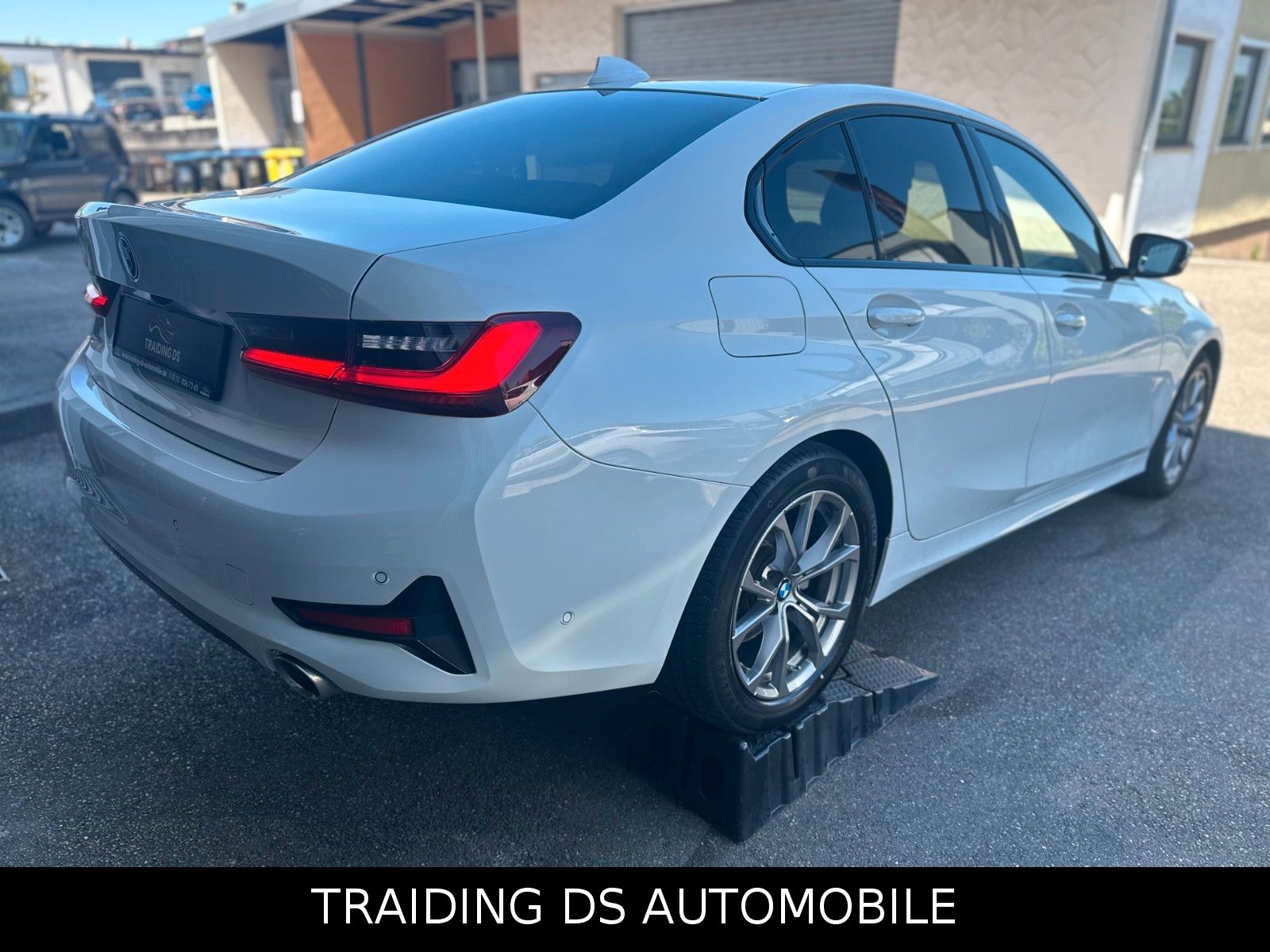 BMW 318i -Sport Line- | AMBIENETE | 5 JA. GARANTIE foto 7