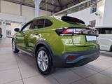 Volkswagen Taigo 1.0 TSI DSG Life ACC SHZ R2D 17Z Kessy Kam - Neuwagen: Grün