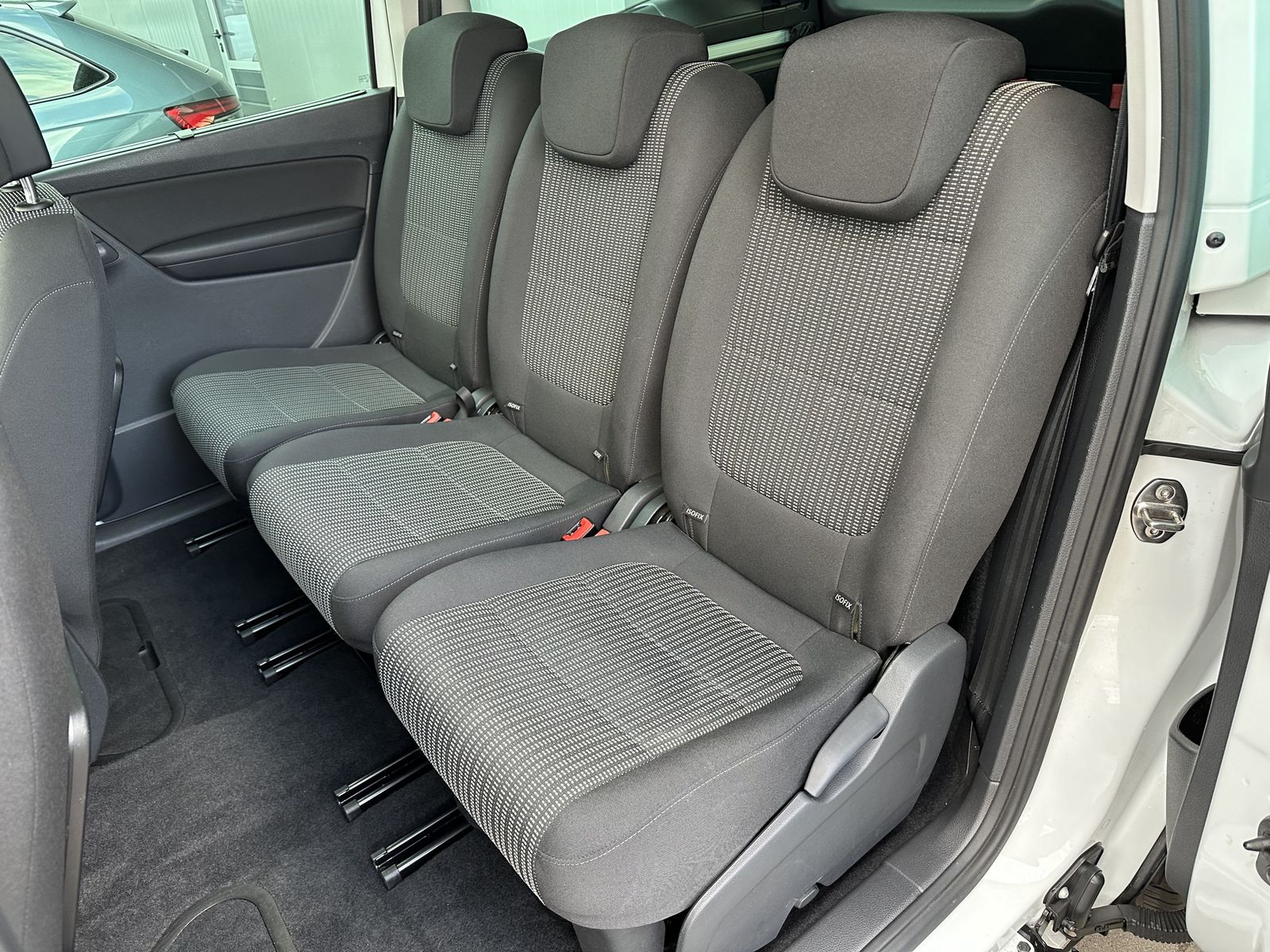 Fahrzeugabbildung SEAT Alhambra 2.0 TDI DSG 4Drive Style NAV+AHK+PANO