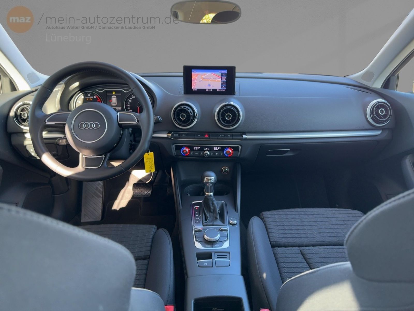 Fahrzeugabbildung Audi A3 Sportback 1.4 TFSI Ambition Alu XenonPlus DSP