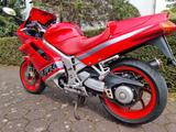 Honda VFR 750 - HONDA VFR 750