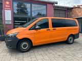 Mercedes-Benz Vito Tourer 114 BT 4MATIC Pro 9-Sitzer 2xKlima - Mercedes-Benz Vito: Taxi