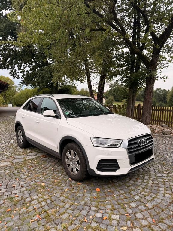 Image of Audi Q3