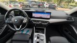 BMW 320d xDrive/Head Up/Kamera/Sportsitze/Widescreen - Thumbnail 13
