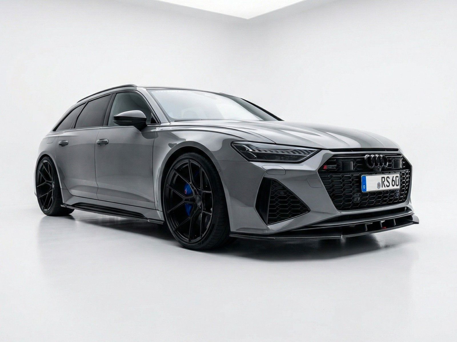 AUDI LCE RS6  Avant 4.0 TFSI quattro / 1010PS/ Carbon