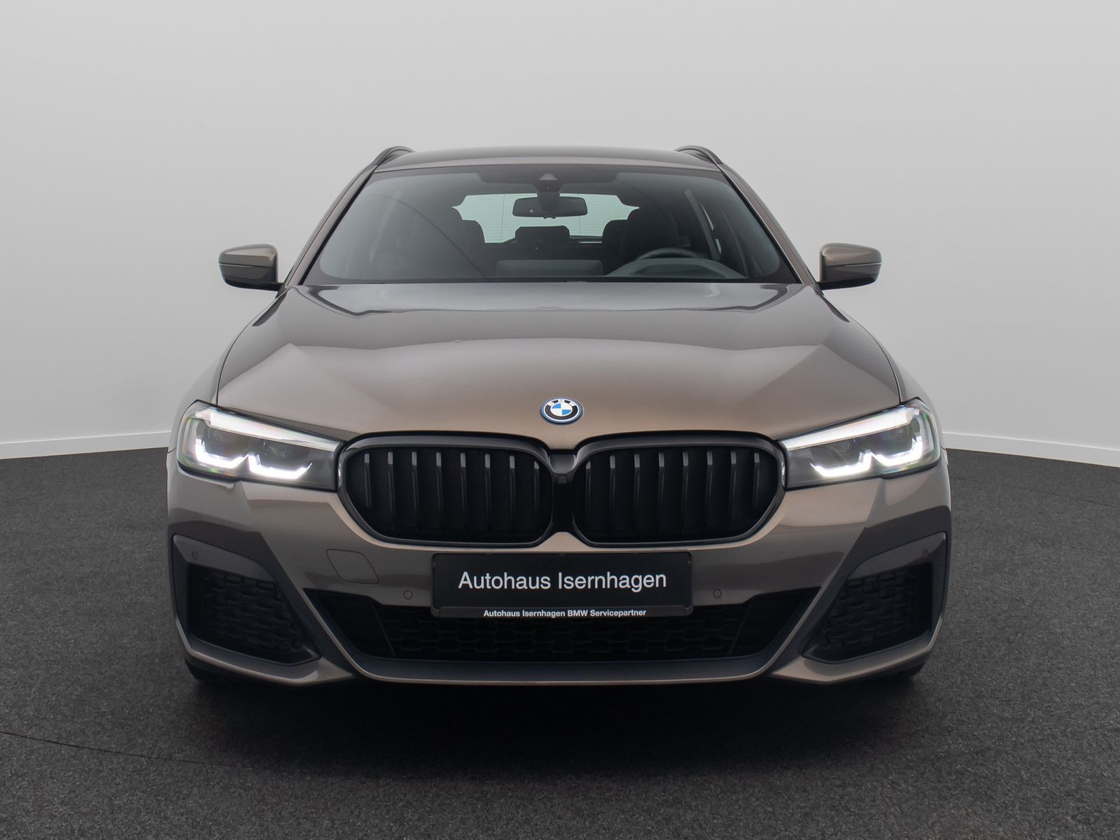 Fahrzeugabbildung BMW 530e xD M Sport H/K DAB HUD Individual 19Zoll