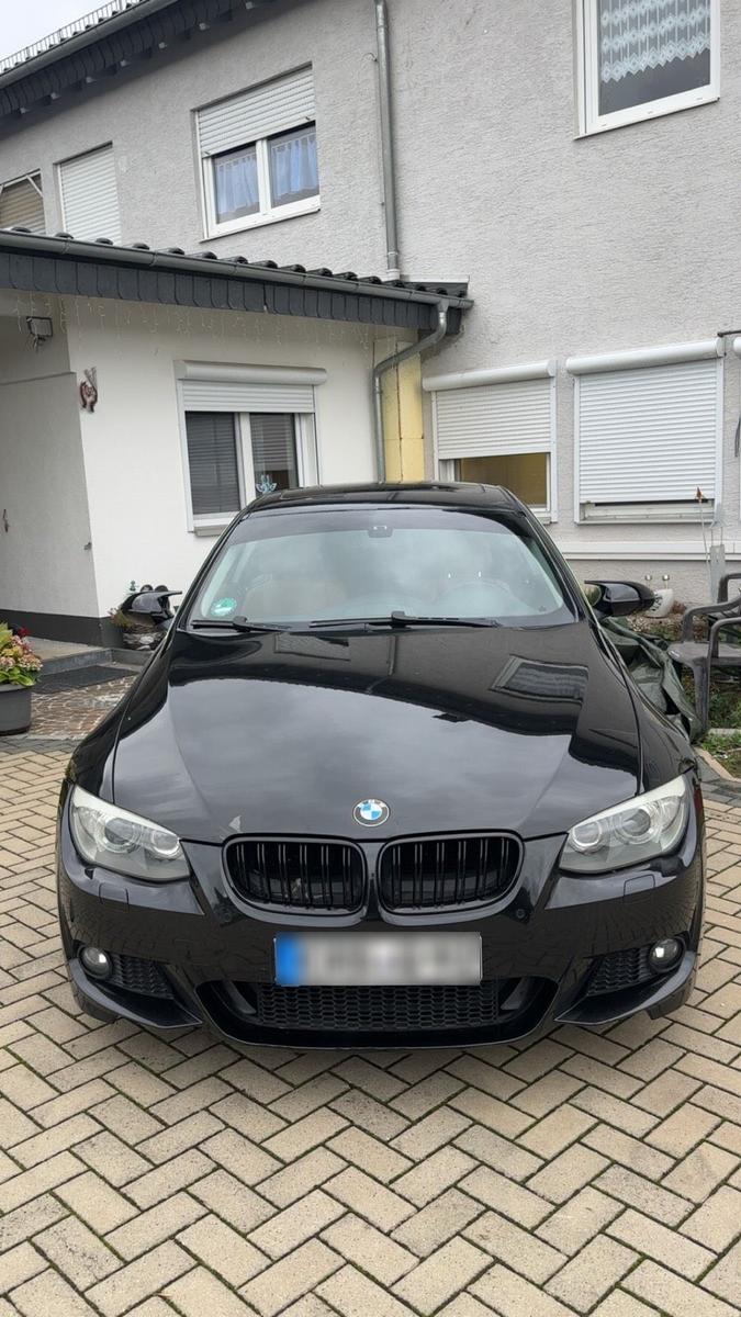 BMW 325