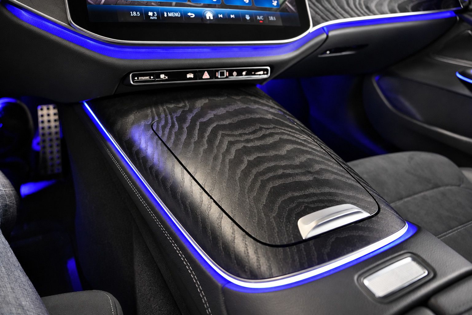 Fahrzeugabbildung Mercedes-Benz E E 220d*AMG*Ambiente*360°*Digital Light*Virtual