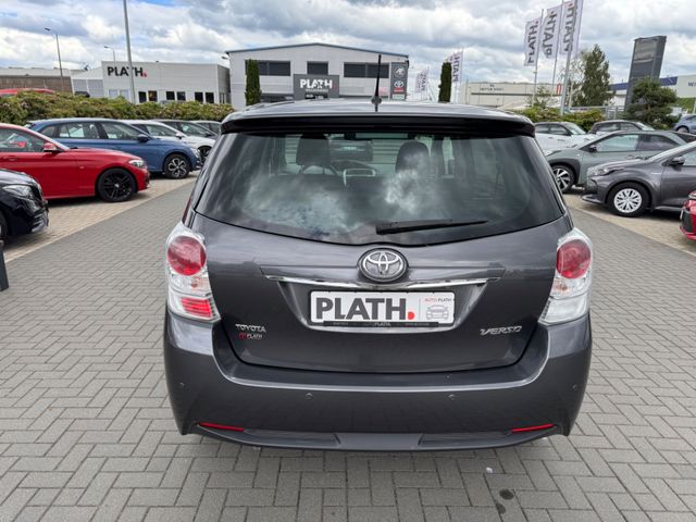 Toyota Verso  – 5 Sitzer – Comfort – Kamera – Navi – PDC