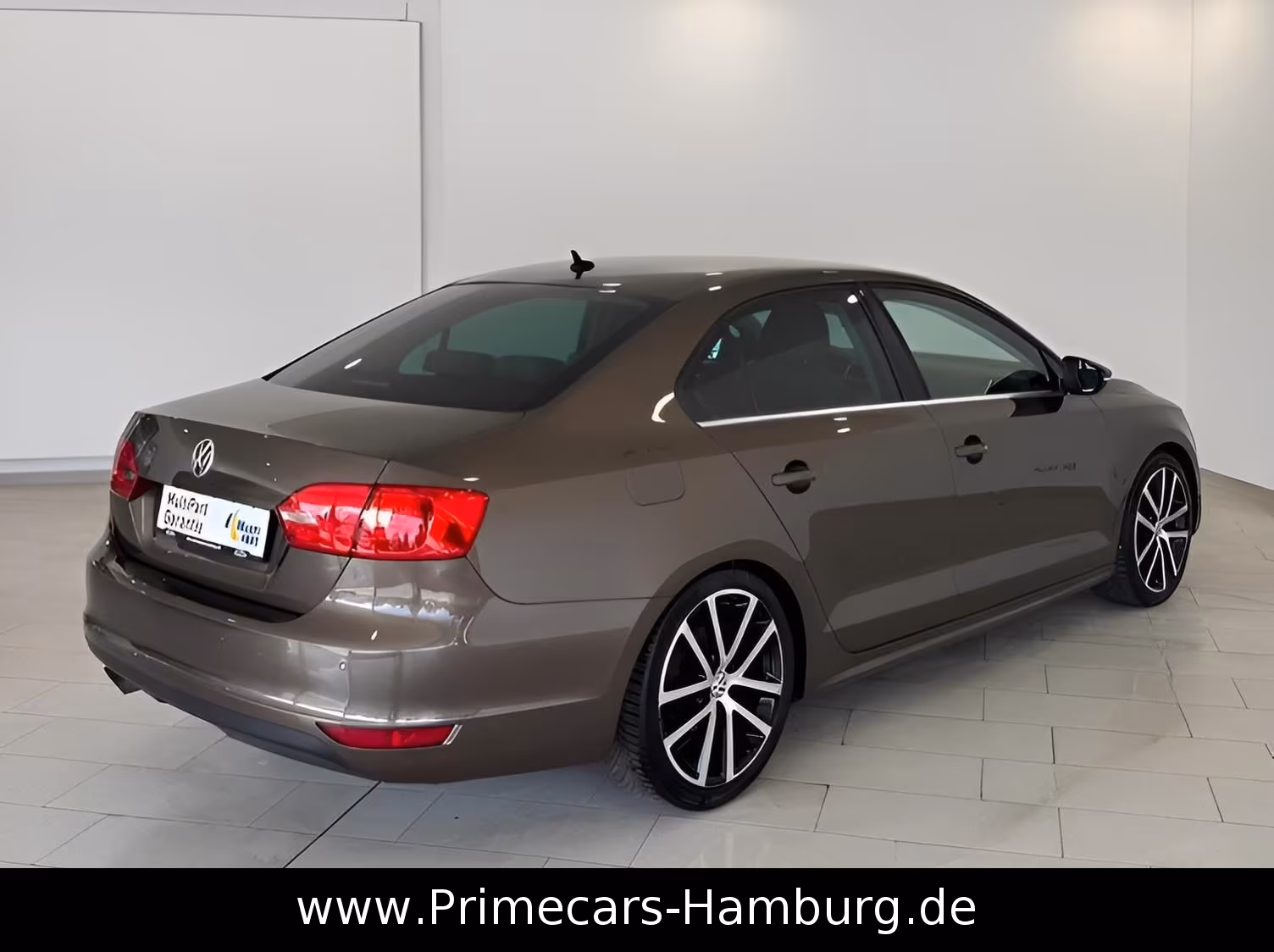 Volkswagen Jetta 2.0 TDI Highline|1-HAND|AHK|PDC|LEDER|