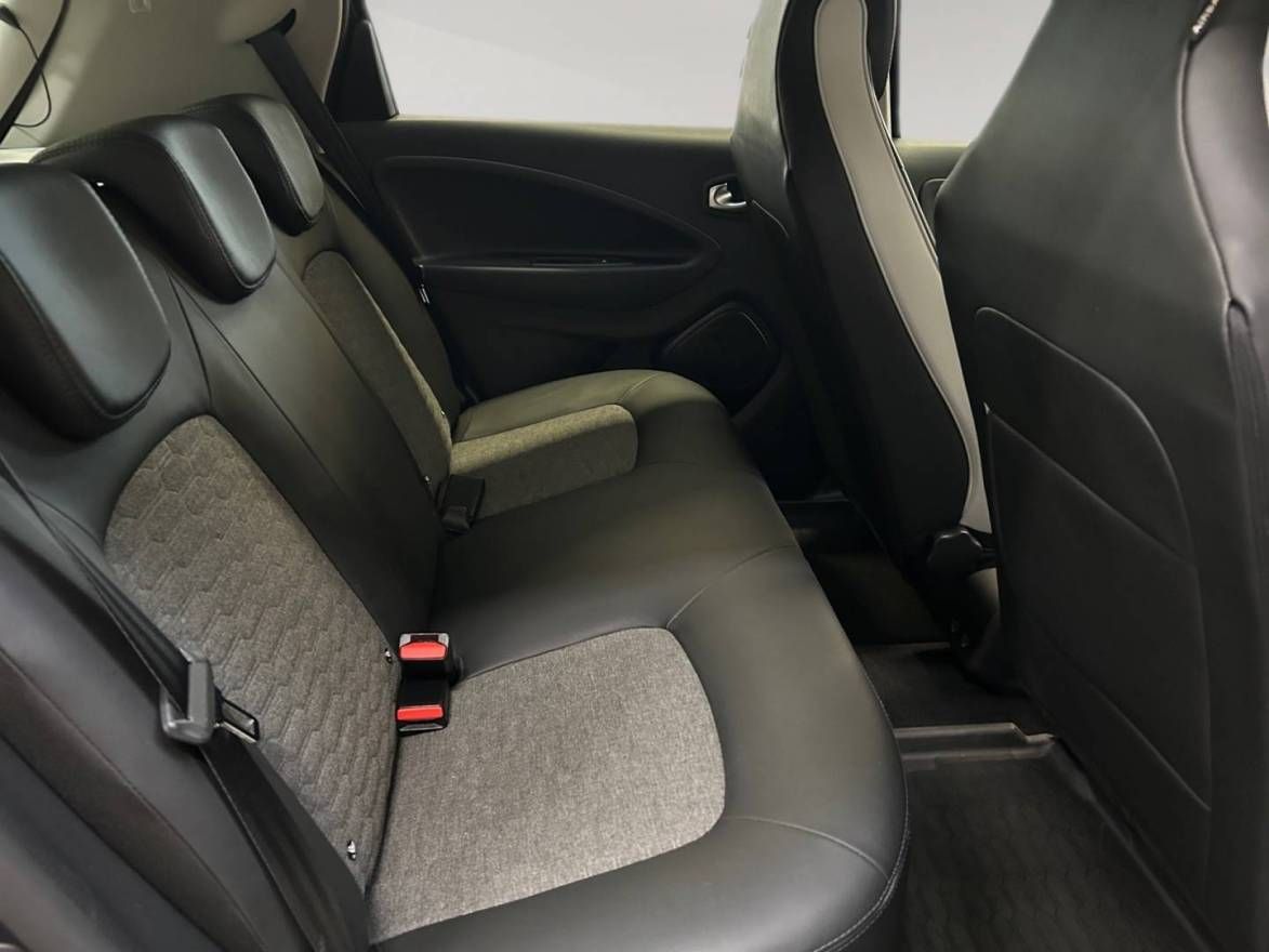 Fahrzeugabbildung Renault ZOE INTENS Batteriemiete R135 Z.E. 50