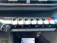 Foto Nummer 16: PEUGEOT 5008