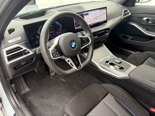 BMW 320 d Touring M Sport 19'' AHK Pano Comf. Innov foto 5
