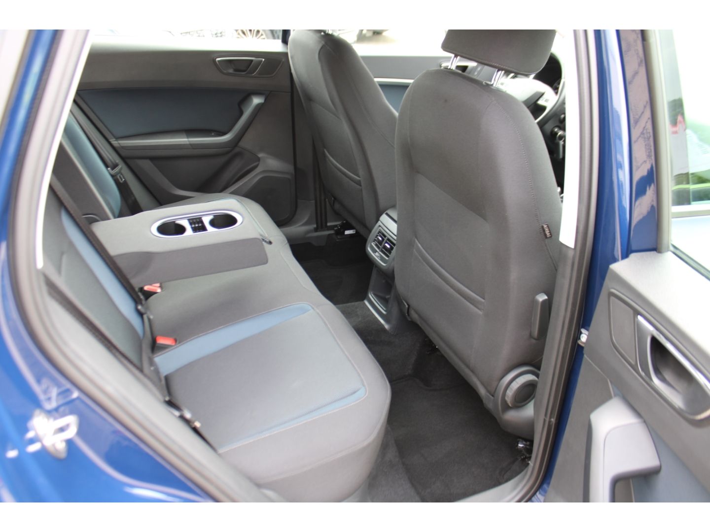 SEAT Ateca Style 1.4 TSI GRA PDC SHzg GJR AHK Sicht-P - Image 10