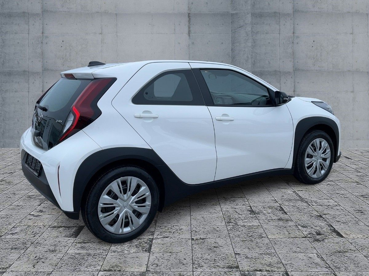 Toyota Aygo (X) - Bild 7