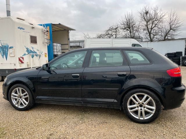 Audi A3 -2.0 TDI Sportb-Quattro-Bi Xenon-Pano-125KW