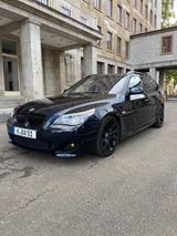 BMW 530 5 Touring 530d - BMW 5er Reihe aus 2006: Kombi