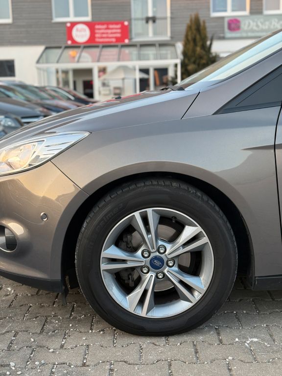 Ford Focus - Bild 25