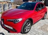 Alfa Romeo Stelvio 2.0 Turbo 16V 280 PS, B-Tech-Q4 in Rosso - Alfa Romeo aus 2019