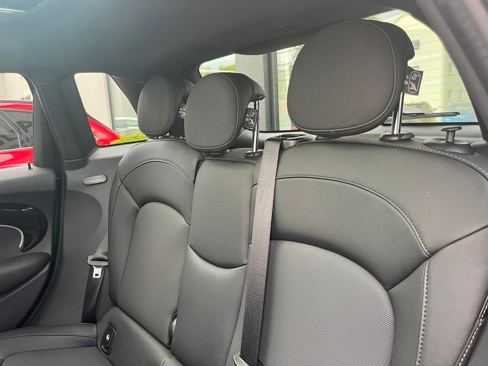 Fahrzeugabbildung MINI COOPER S Classic Trim 5-trg.*Premium Plus*
