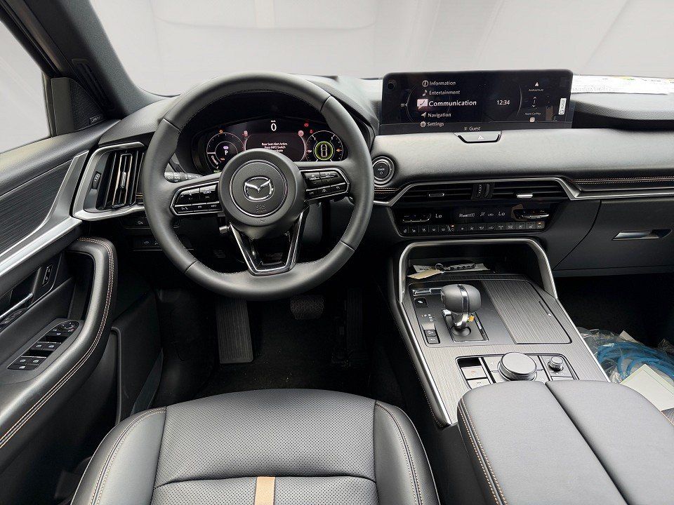 Fahrzeugabbildung Mazda CX-80 PHEV Homura Plus