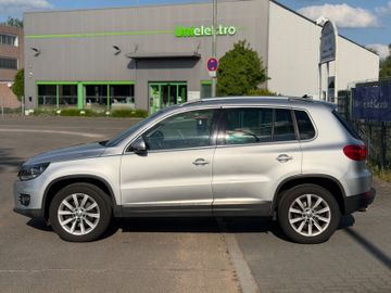 Volkswagen Tiguan - 8