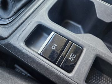 Volkswagen Caddy - 11