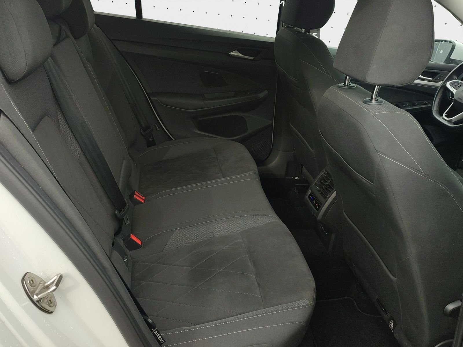 Volkswagen Golf - Bild 17