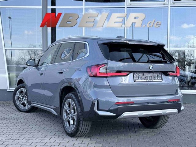 BMW X1 23 d xDrive xLine Panorama Leder AHK ACC foto 4