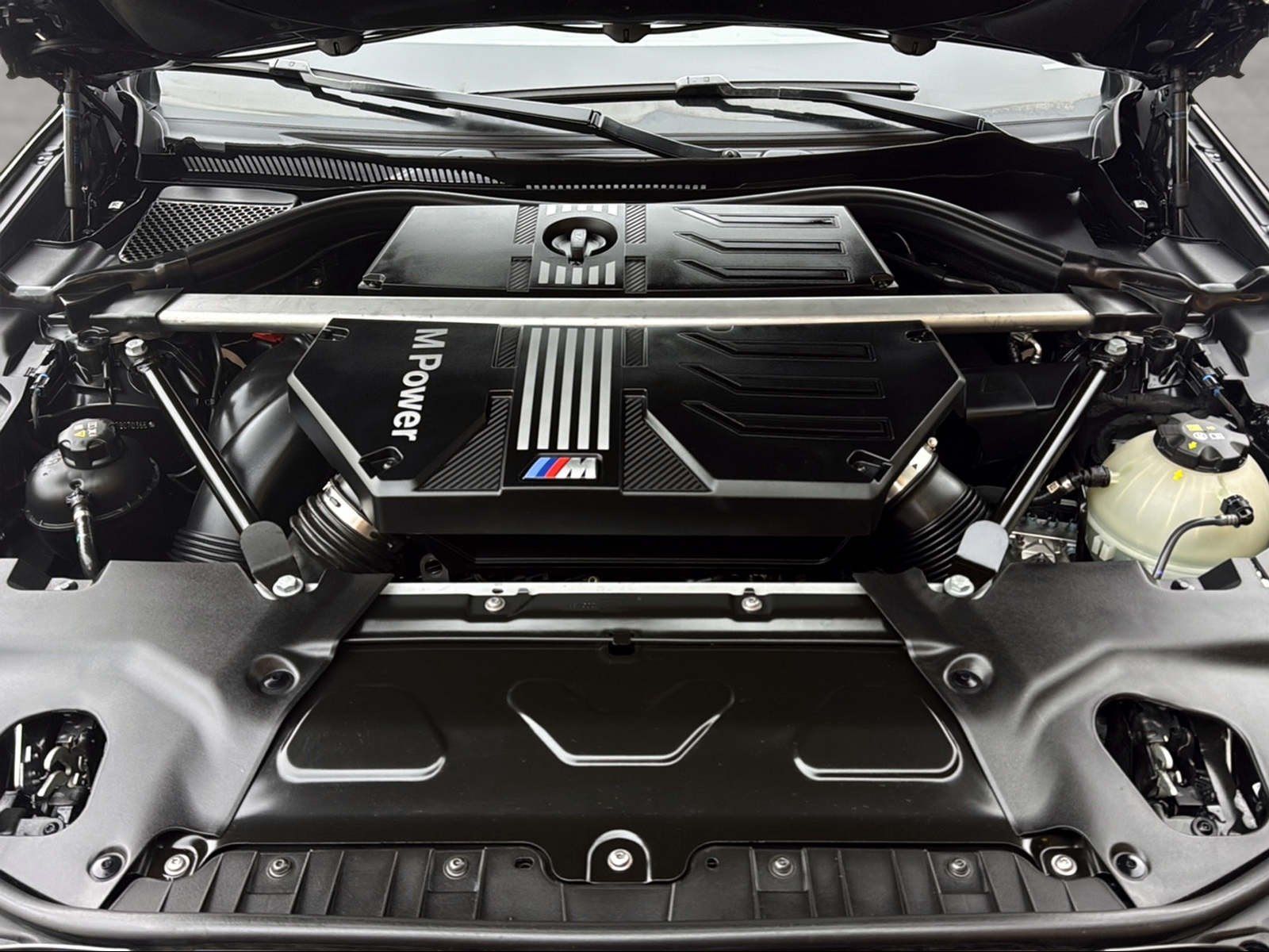 BMW X4 M - Bild 21
