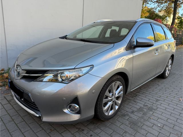 Toyota Auris Hybrid Touring Sports*Navi*STHZ*PDC*Kamera