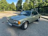 Mercedes-Benz 230CE 2. HD Scheunenfund 2+ - Mercedes-Benz 230 Gebrauchtwagen in München