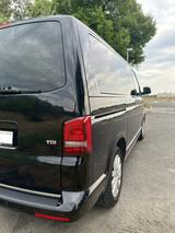 Volkswagen T5 Multivan Highline | MOTOR, AGR, TURBO NEU - Volkswagen mit Diesel-Antrieb: Turbo