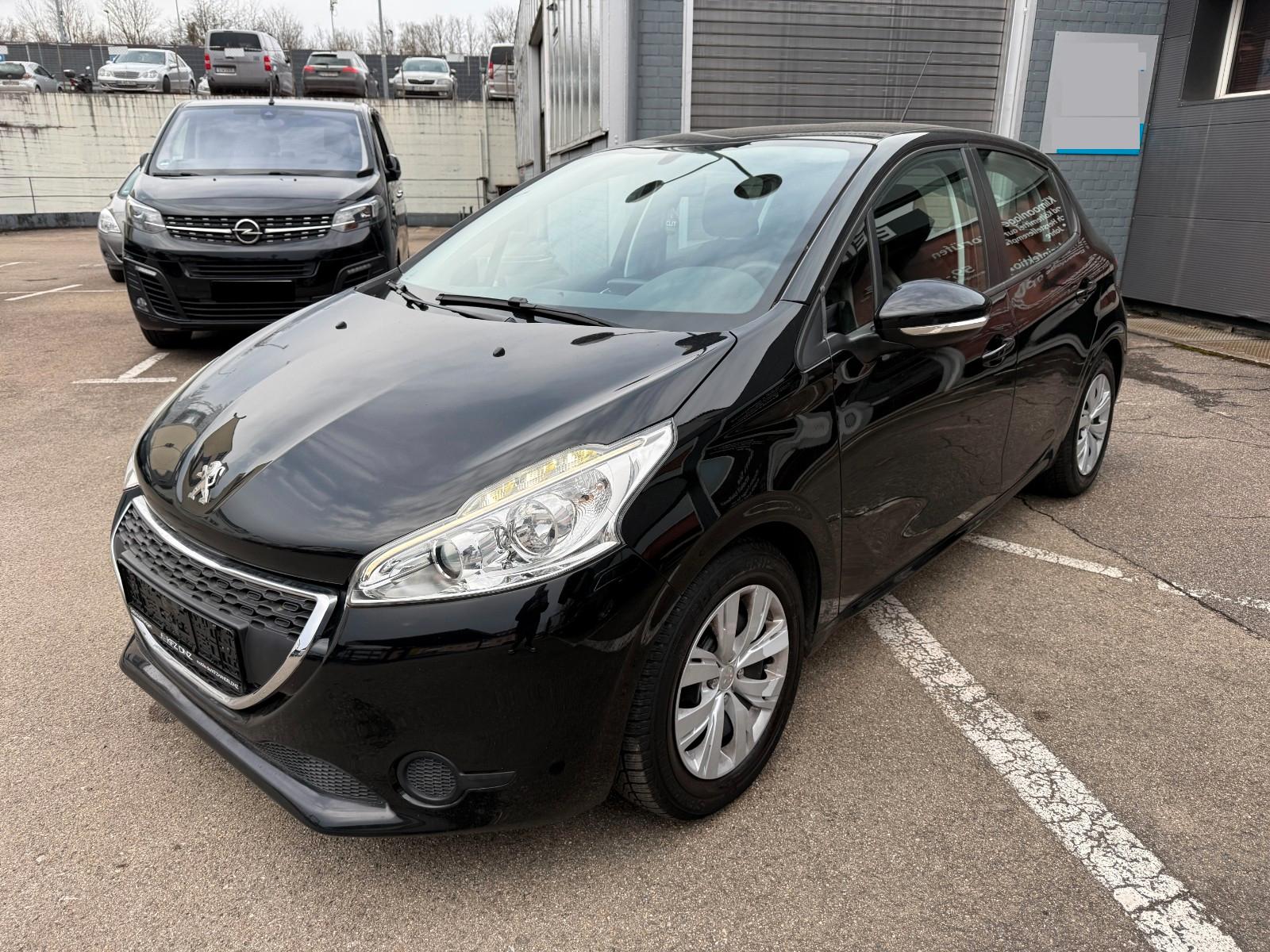 Peugeot 208 1.2 VTi Active *KLIMA*Orig. 39.000 KM!*PDC*
