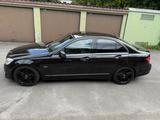 Mercedes-Benz C 200 KOMPRESSOR AVANTGARDE AVANTGARDE - Mercedes-Benz C 200 aus 2009: Kompressor