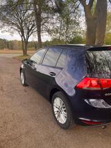 Volkswagen Golf 1.6 TDI DSG BMT CUP CUP - Volkswagen Golf Limousine Cup mit Diesel-Antrieb