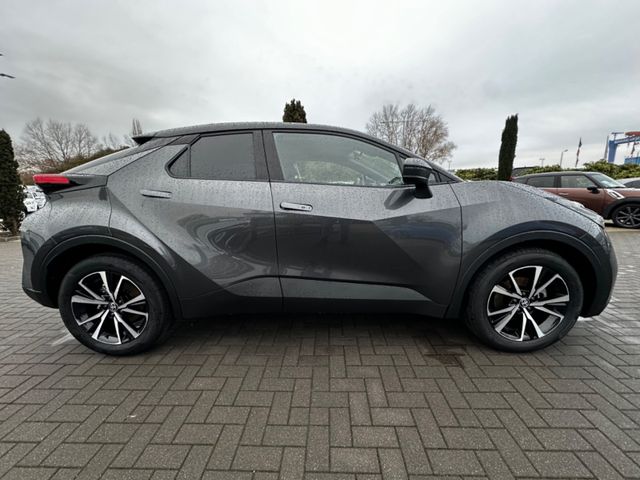 Toyota C-HR  2.0-l-VVT-i Team Deutschland