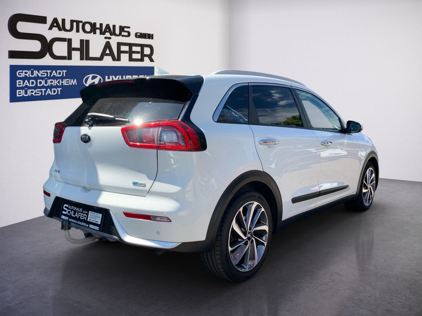 Fahrzeugabbildung Kia Niro 1.6 Hybrid Spririt AHK Leder Navi 1Hd