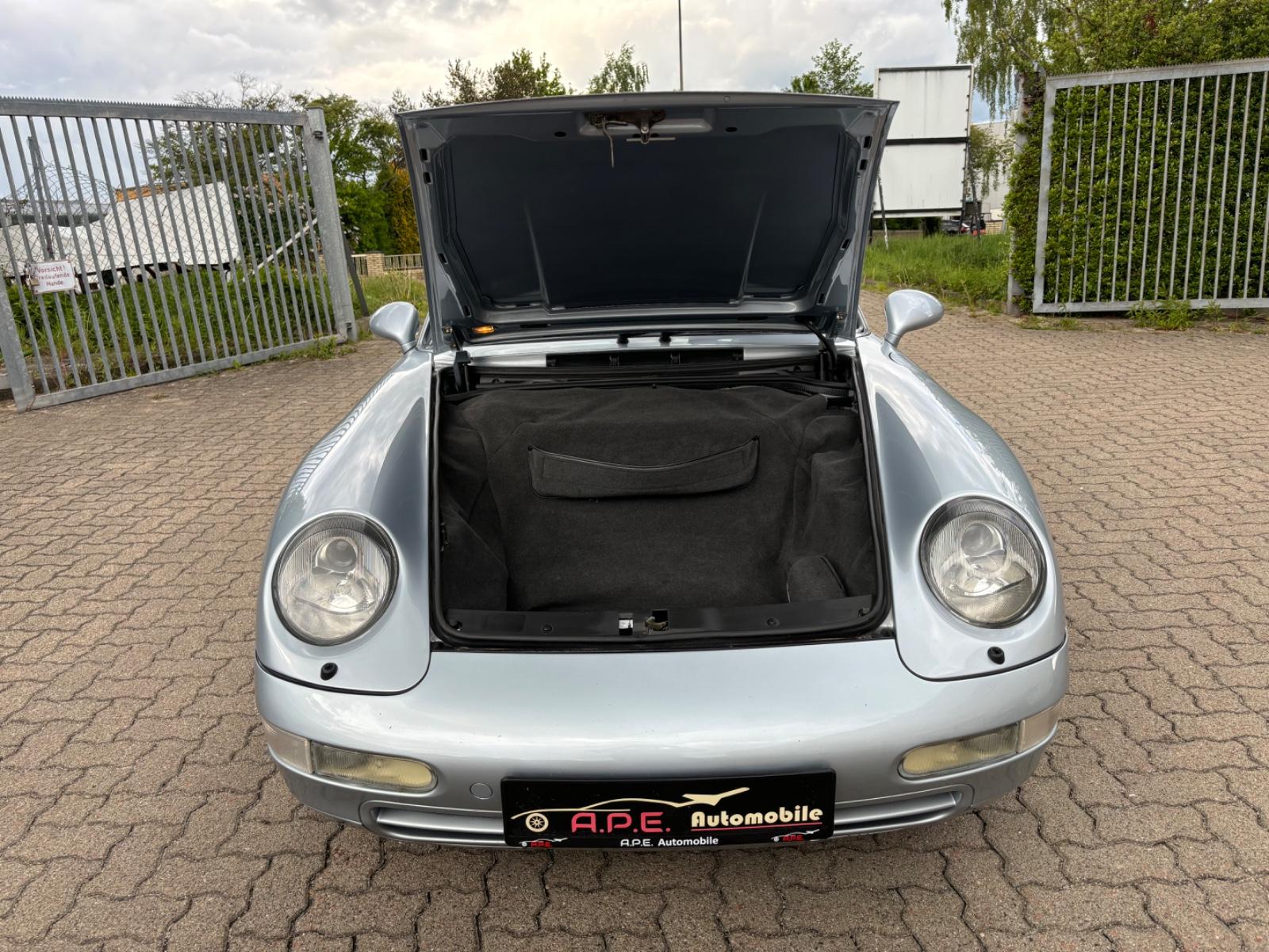 Porsche 911 / 993 Carrera 4 Coupe NOTE 2+ DE FAHRZEUG