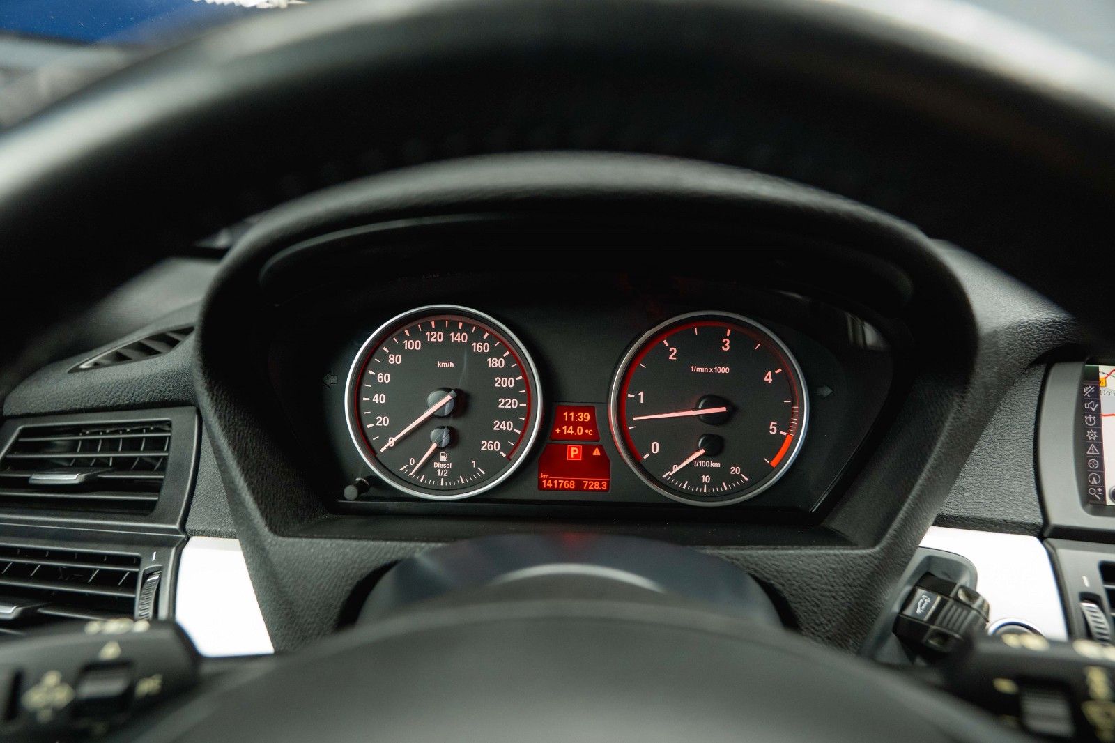 Fahrzeugabbildung BMW X5 xDrive 30d M Sport *TÜV NEU*Xenon*Facelift*