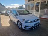 Volkswagen Touran Highline BMT Automatik LED Navi 1.Hand - VW Touran Gebrauchtwagen in Braunschweig