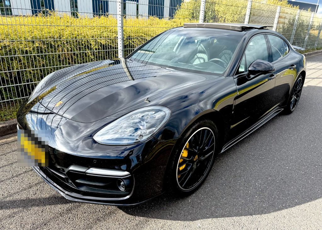 Image of Porsche Panamera