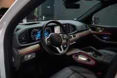 MERCEDES-BENZ GLE 450 4Matic AMG*PANO*HEADUP*CAM*AHK*TOP!