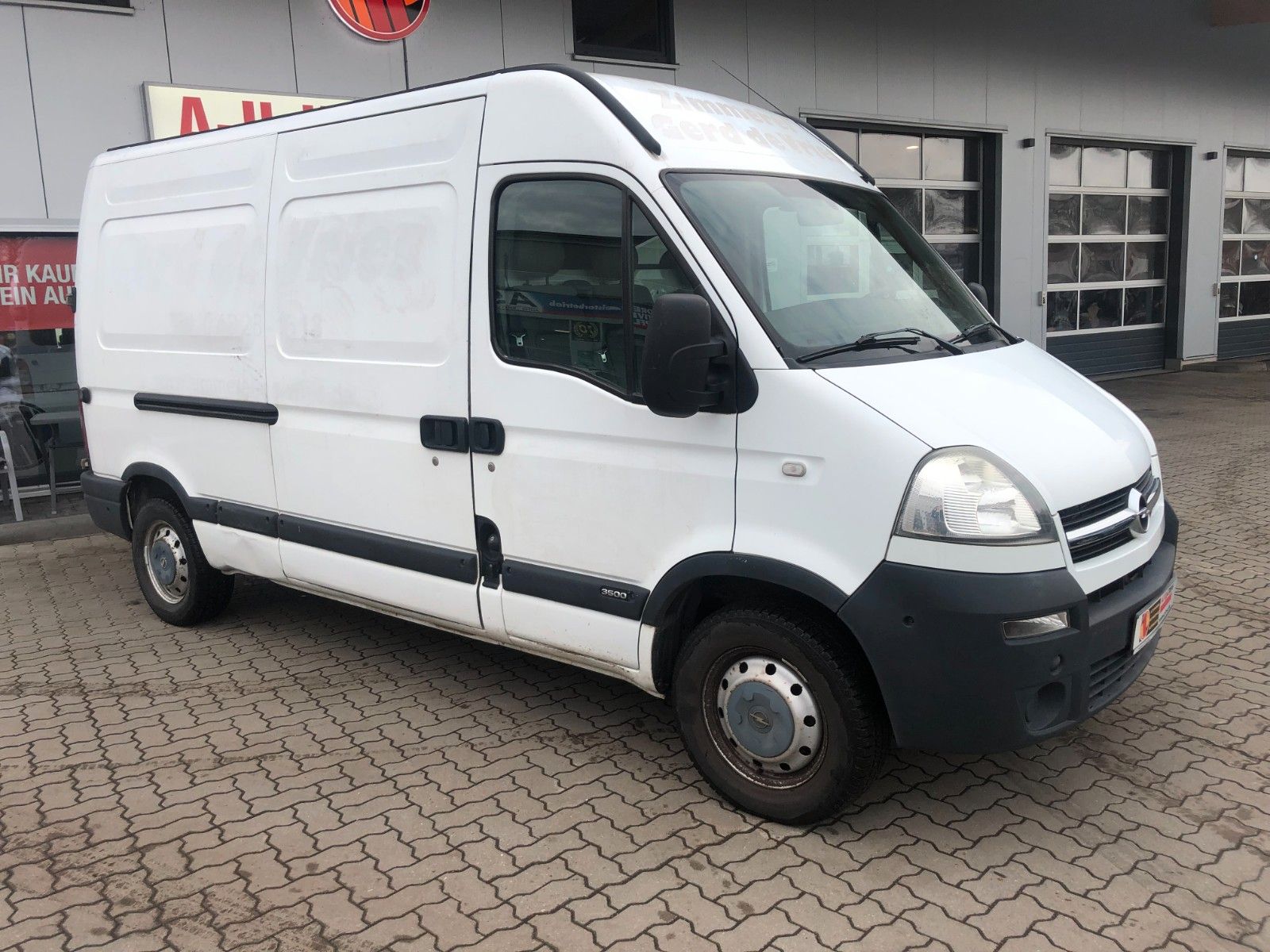 Fahrzeugabbildung Opel Movano Kasten L2H2 HKa 3,5t wenig km